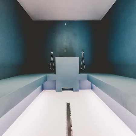 10 Design & פולינאנו א מארה