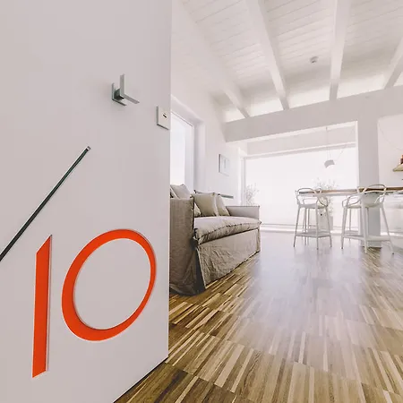 10 Design & 4* פולינאנו א מארה