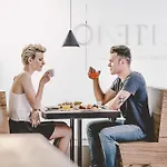 10 Design & Nocleg ze śniadaniem