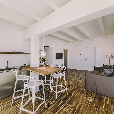 B&B 스위트 10 디자인&스파 폴리나노 아마레