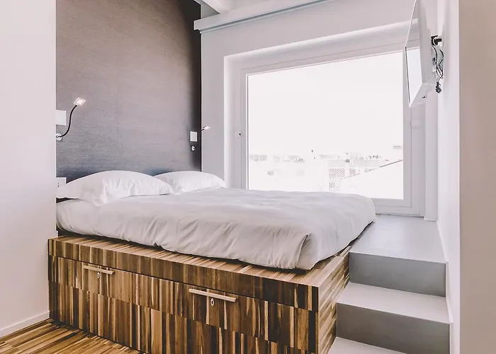 10 Design & 4* Polignano a Mare